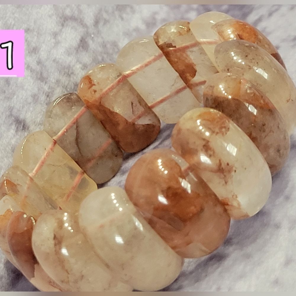 Fire Quartz Stretch Bracelet - Picture 3 of 7